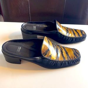 SOLD STUART WEITZMAN, zsize 10